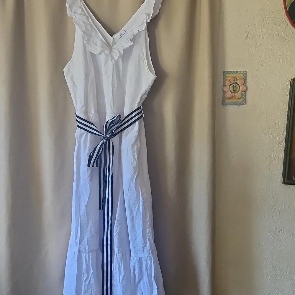 EUC Vineyard Vines Dress - Picture 1 of 7